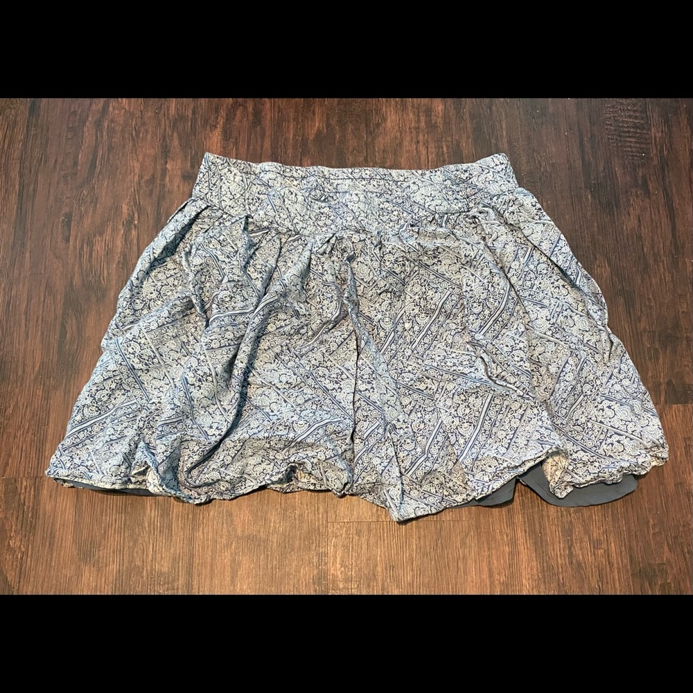 American Eagle blue pleated skirt